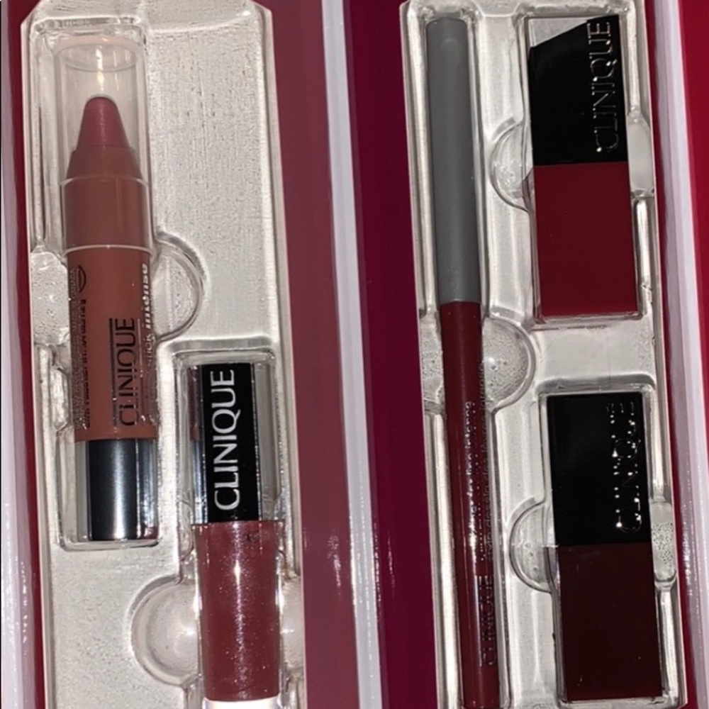 Clinique Lip Lot